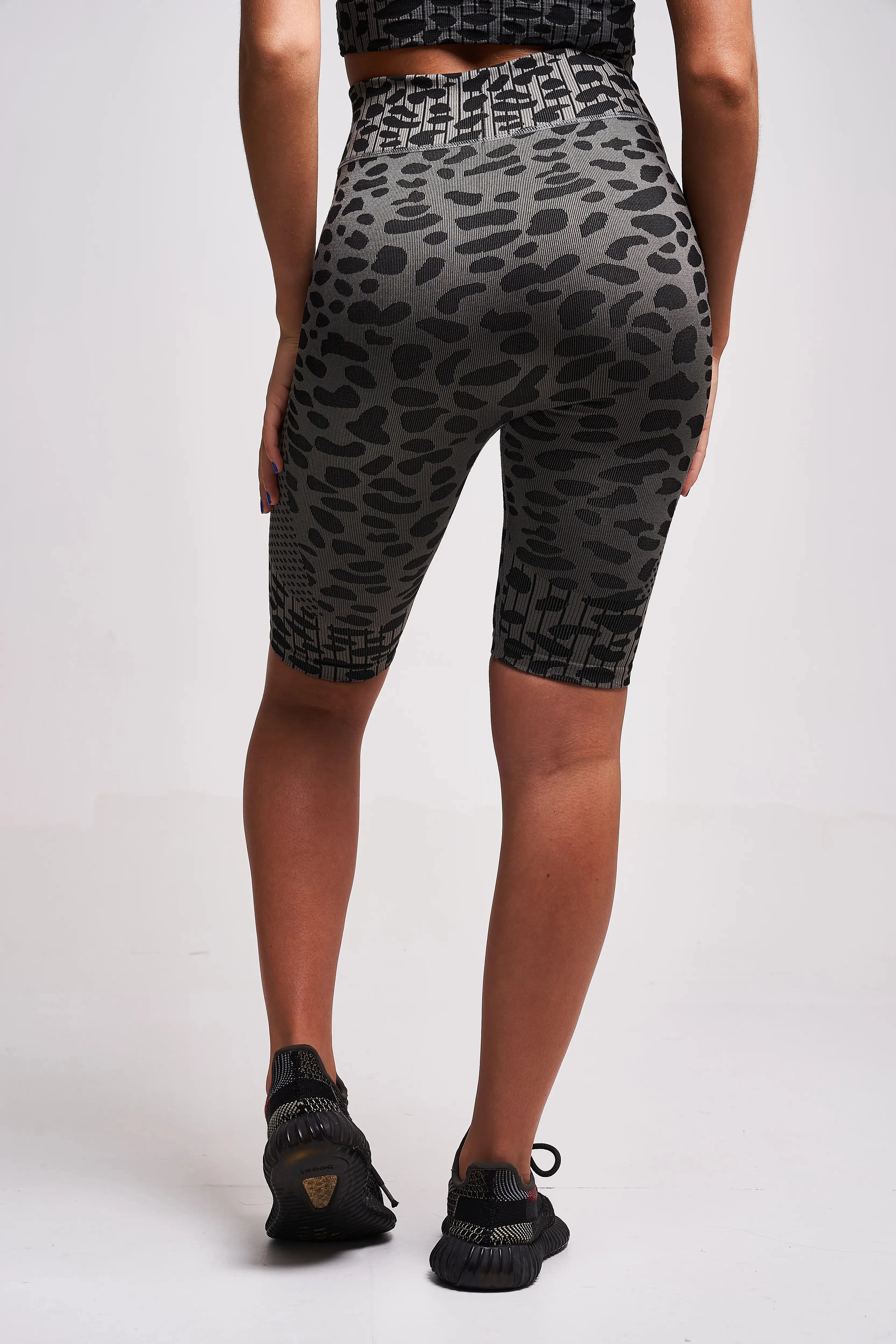 Neva Recycled Leopard High Waisted Cycling Short – Grey