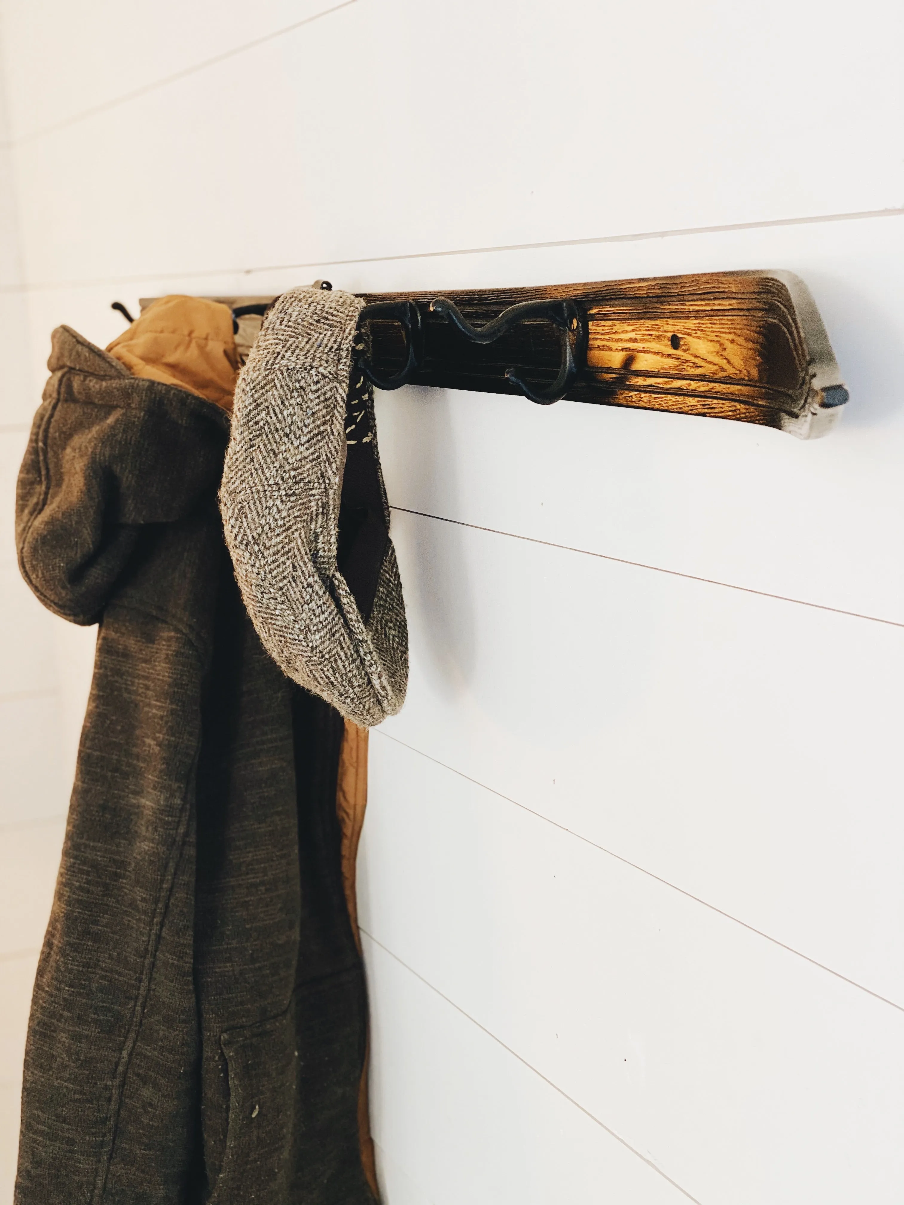 Ski Coat Hooks - Vintage Wall Hanging Ski Coat Rack